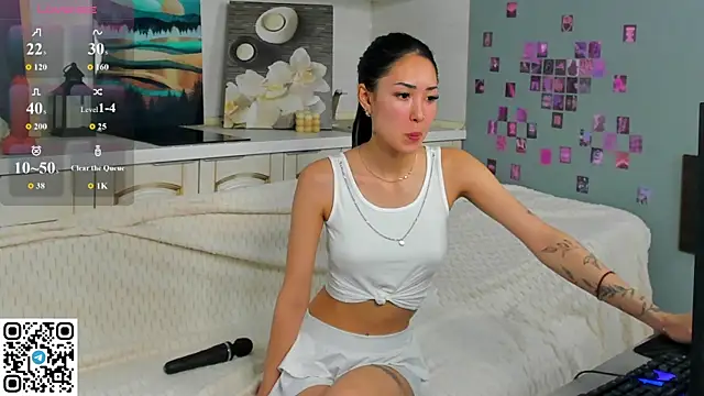 Snapshot of Vonen_Ray chatting on June 6, 2026, 10:09 am Vonen Ray online show from June 6, 2026, 10:09 am