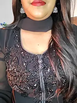 Muskan4156 online show from May 2, 2026, 9:47 am