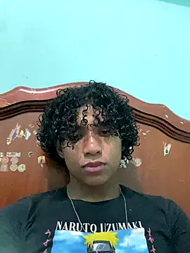 Snapshot of nvh18Aklzim chatting on December 20, 2025, 7:04 am nvh18Aklzim online show from December 20, 2025, 7:04 am