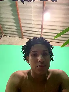 Snapshot of nvh18Aklzim chatting on January 9, 2026, 5:32 am nvh18Aklzim online show from January 9, 2026, 5:32 am