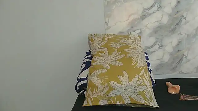 Snapshot of SexyZuluBarbie chatting on June 2, 2026, 10:39 am SexyZuluBarbie online show from June 2, 2026, 10:39 am