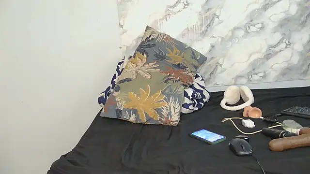 Snapshot of SexyZuluBarbie chatting on June 17, 2026, 10:39 am SexyZuluBarbie online show from June 17, 2026, 10:39 am