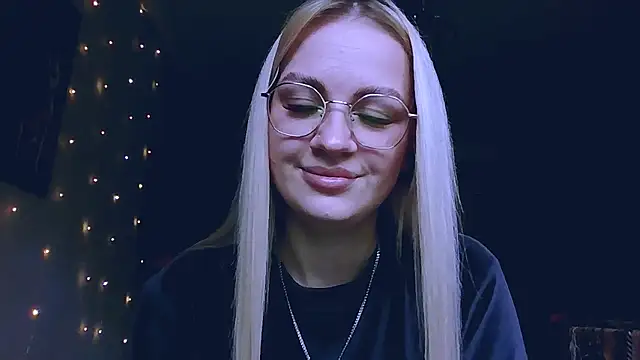 Whitehex666 online show from January 8, 2026, 10:39 am