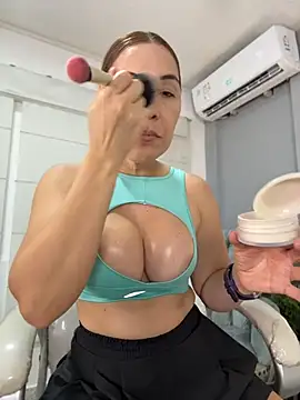 Snapshot of AnnaJaimes chatting on May 26, 2026, 11:56 pm AnnaJaimes online show from May 26, 2026, 11:56 pm