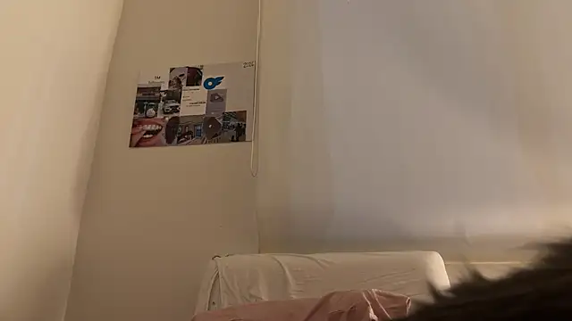 Snapshot of Alicatcua_ chatting on February 16, 2026, 2:51 am Alicatcua online show from February 16, 2026, 2:51 am