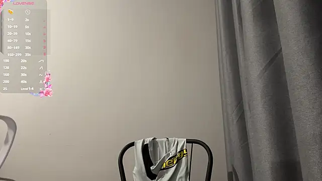 ElyaMur online show from January 13, 2026, 4:12 pm