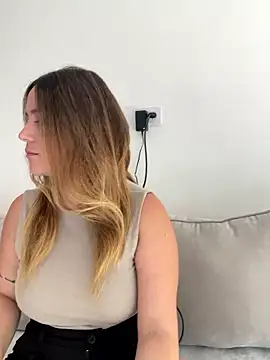 Snapshot of Nasss7 chatting on January 15, 2026, 5:38 pm Nasss7 online show from January 15, 2026, 5:38 pm