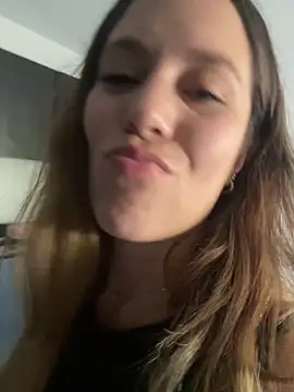 Snapshot of Nasss7 chatting on February 10, 2026, 2:21 pm Nasss7 online show from February 10, 2026, 2:21 pm