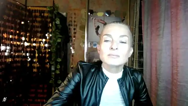 Snapshot of Soniakiss chatting on July 28, 2026, 6:20 pm Soniakiss online show from July 28, 2026, 6:20 pm