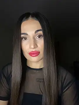 Snapshot of MonikaSi chatting on December 16, 2025, 4:45 pm MonikaSi online show from December 16, 2025, 4:45 pm