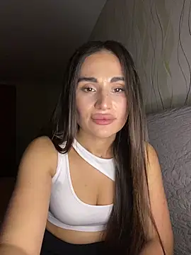 Snapshot of MonikaSi chatting on January 5, 2026, 5:27 pm MonikaSi online show from January 5, 2026, 5:27 pm