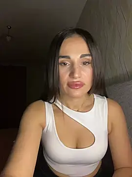 Snapshot of MonikaSi chatting on January 10, 2026, 7:59 pm MonikaSi online show from January 10, 2026, 7:59 pm