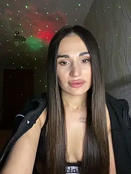 Snapshot of MonikaSi chatting on February 2, 2026, 4:27 pm MonikaSi online show from February 2, 2026, 4:27 pm