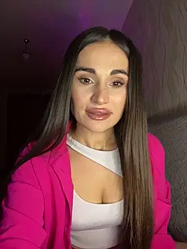 Snapshot of MonikaSi chatting on February 5, 2026, 4:44 pm MonikaSi online show from February 5, 2026, 4:44 pm