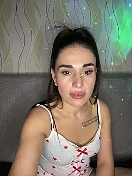 Snapshot of MonikaSi chatting on February 27, 2026, 9:04 pm MonikaSi online show from February 27, 2026, 9:04 pm