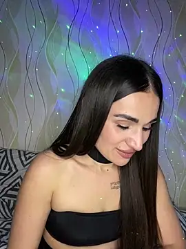 Snapshot of MonikaSi chatting on March 22, 2026, 4:32 pm MonikaSi online show from March 22, 2026, 4:32 pm