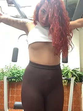 Snapshot of PrettyChloe_ chatting on May 7, 2026, 8:14 pm PrettyChloe online show from May 7, 2026, 8:14 pm