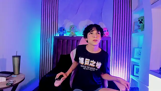 SthepanodiMonaco online show from March 2, 2026, 10:49 pm