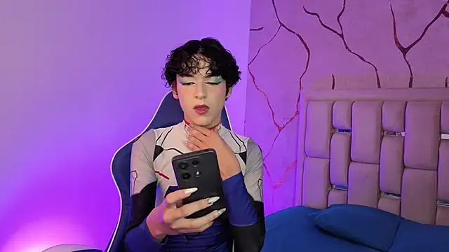 SthepanodiMonaco online show from March 6, 2026, 3:14 am