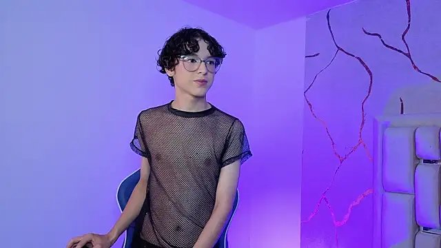 SthepanodiMonaco online show from March 11, 2026, 3:23 am