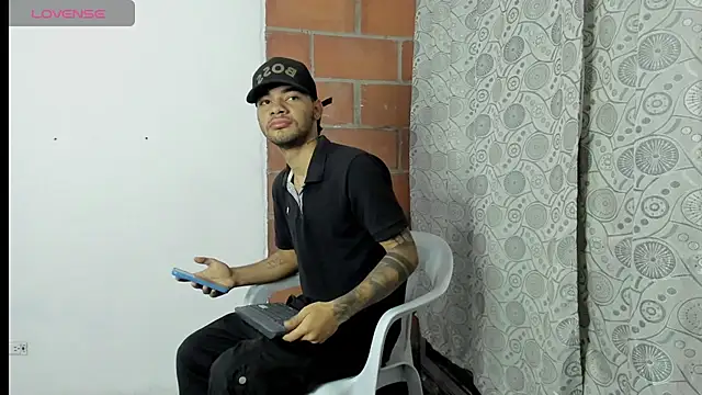 calvin-parker online show from December 20, 2025, 3:57 am