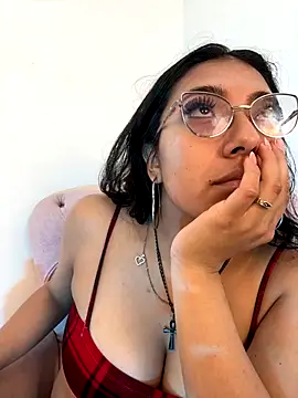 Dafne se online show from December 18, 2025, 12:06 am