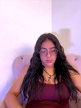 Dafne se online show from December 22, 2025, 1:57 am