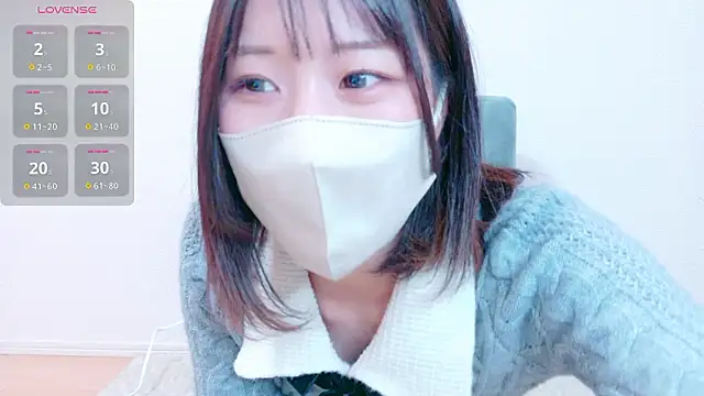 Snapshot of LUNA_BABY25 chatting on December 15, 2025, 1:37 pm LUNA BABY25 online show from December 15, 2025, 1:37 pm