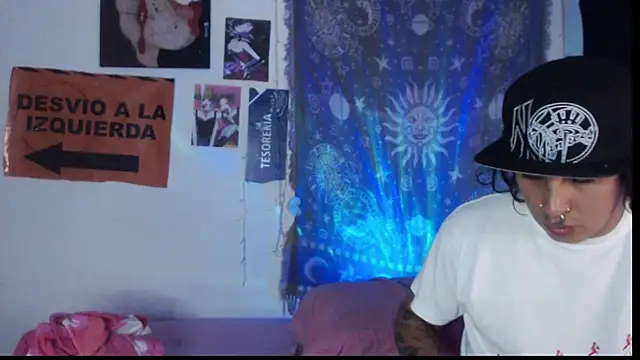 Snapshot of 6mey6mey6 chatting on February 21, 2026, 11:17 pm 6mey6mey6 online show from February 21, 2026, 11:17 pm