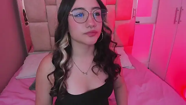 Nana  S online show from March 13, 2026, 3:24 am