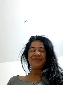 sweetCatallina online show from March 17, 2026, 10:40 am