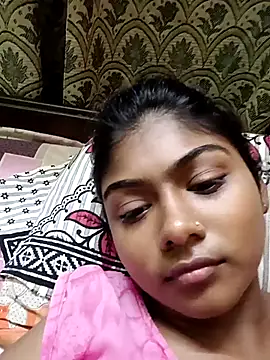 Cute diya023 online show from May 20, 2026, 4:57 pm