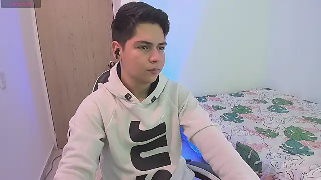 Asta YunoXXX online show from February 15, 2026, 7:54 pm