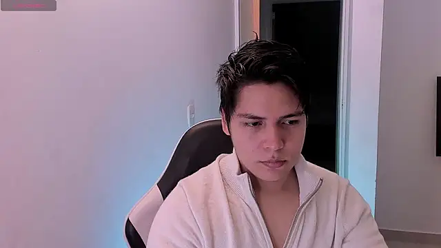 Snapshot of Asta_YunoXXX chatting on July 19, 2026, 3:32 am Asta YunoXXX online show from July 19, 2026, 3:32 am