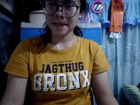 xxdreamgirl69 online show from March 12, 2026, 9:59 am