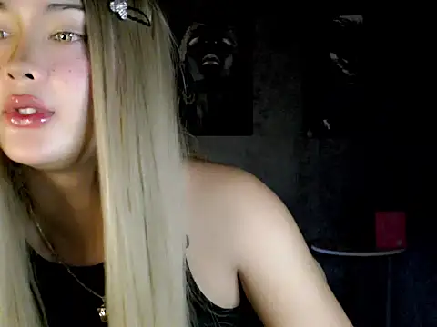 Snapshot of urfuckingdoll69 chatting on May 21, 2026, 8:54 am urfuckingdoll69 online show from May 21, 2026, 8:54 am
