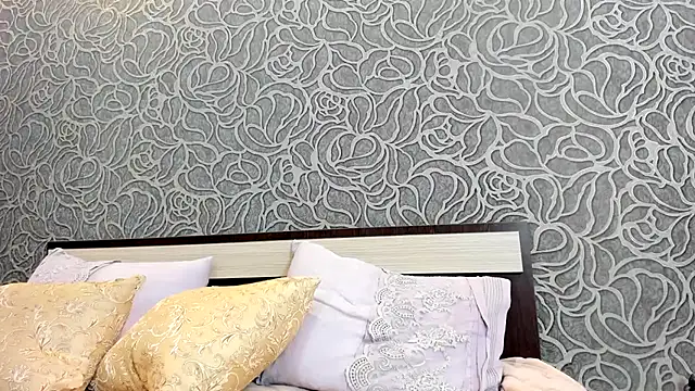 Sweet little gir online show from December 23, 2025, 10:46 am