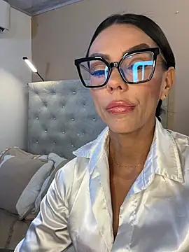 SofhiaTaylor online show from January 16, 2026, 10:14 pm