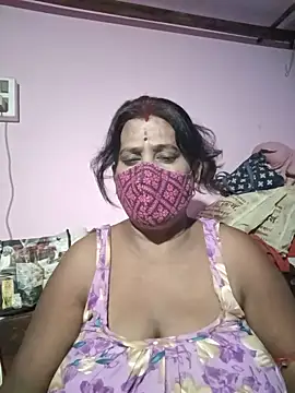 Snapshot of me-pari-hu chatting on June 1, 2026, 5:25 pm me-pari-hu online show from June 1, 2026, 5:25 pm