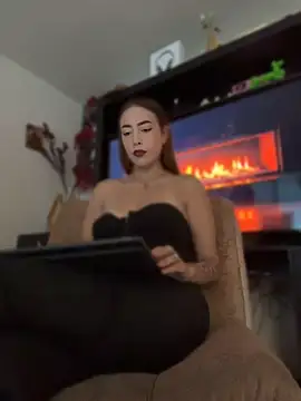 Snapshot of karla_Goddess chatting on June 11, 2026, 3:43 pm karla Goddess online show from June 11, 2026, 3:43 pm