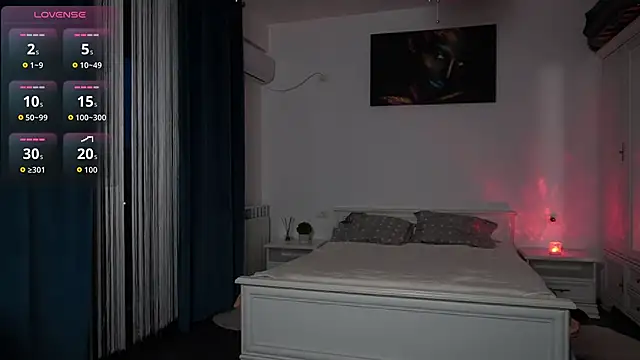 Snapshot of evy_miu chatting on February 19, 2026, 4:03 pm evy miu online show from February 19, 2026, 4:03 pm