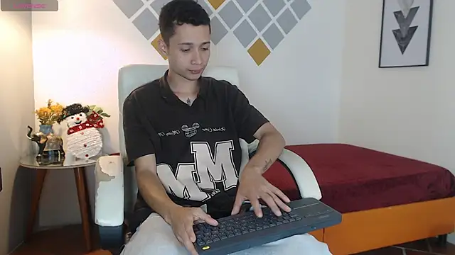 LucassSmith11 online show from February 21, 2026, 3:02 pm