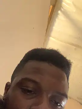 Snapshot of alianttey_ chatting on February 17, 2026, 8:44 am alianttey online show from February 17, 2026, 8:44 am
