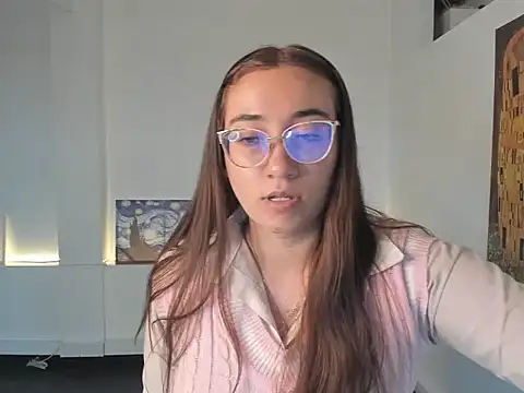 SwettieSammy online show from December 17, 2025, 12:11 pm