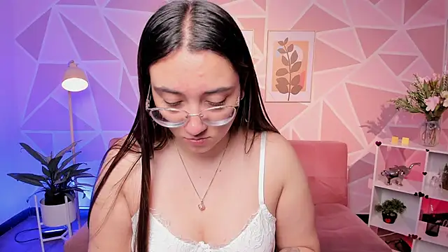 SwettieSammy online show from July 23, 2026, 12:36 pm