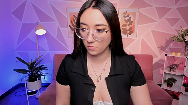 SwettieSammy online show from July 25, 2026, 12:47 pm