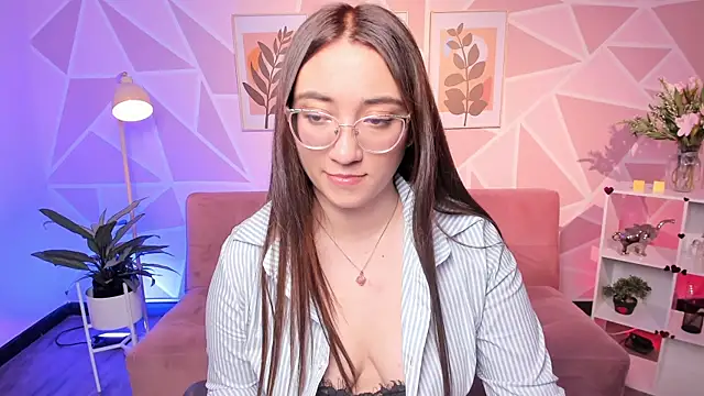 SwettieSammy online show from July 28, 2026, 2:13 pm