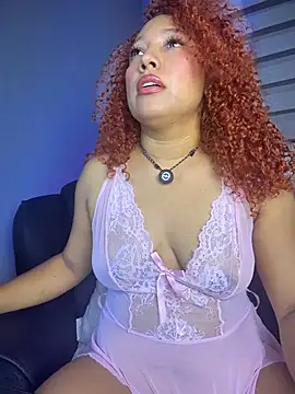 Snapshot of BonnieRitz chatting on July 27, 2026, 7:15 am BonnieRitz online show from July 27, 2026, 7:15 am