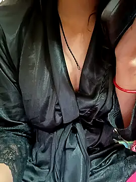 Snapshot of Rukmadi_hot chatting on December 17, 2025, 4:40 am Rukmadi hot online show from December 17, 2025, 4:40 am