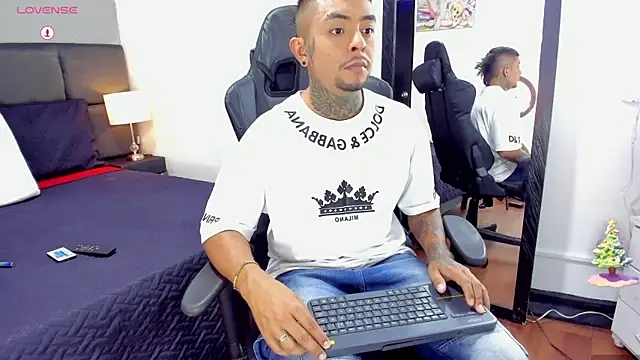 Snapshot of BASTIAN_NICOLAS_ chatting on January 6, 2026, 10:34 pm BASTIAN NICOLAS online show from January 6, 2026, 10:34 pm